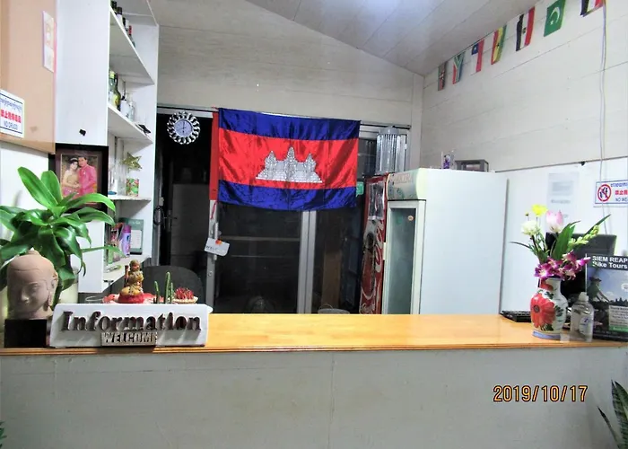 333 Hostel *