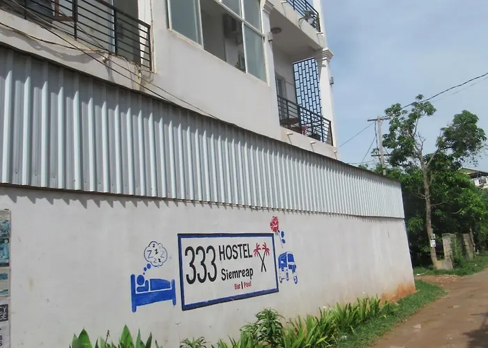 Hostel 333 *
